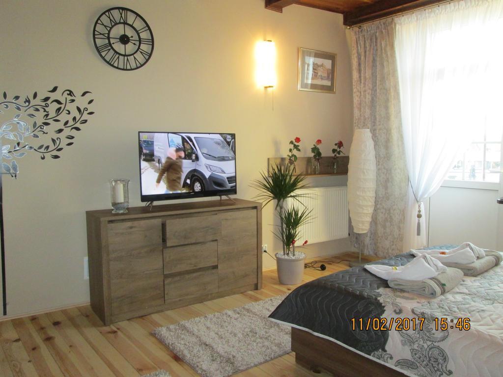 Apartamenty Przy Farze Kazimierz Dolny Ngoại thất bức ảnh